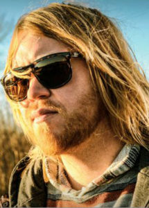 Tyler Mullendore, the long-time lead singer for L.A. Speedway and a contestant on the second-last season of CTV’s Canadian Idol in 2007, released his new single and video “Make It Through” earlier this fall. 